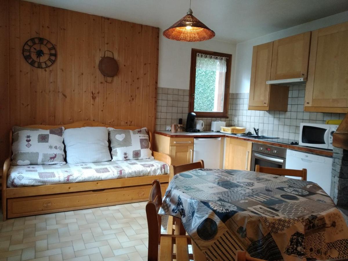 Chalet Avec Jardin Bourg-Saint-Maurice Bagian luar foto