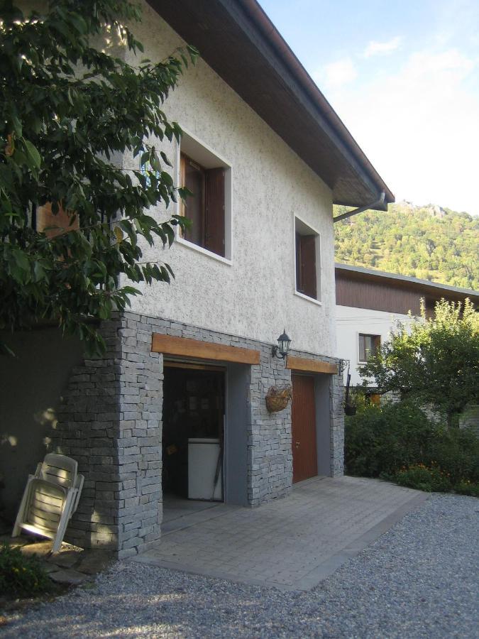 Chalet Avec Jardin Bourg-Saint-Maurice Bagian luar foto