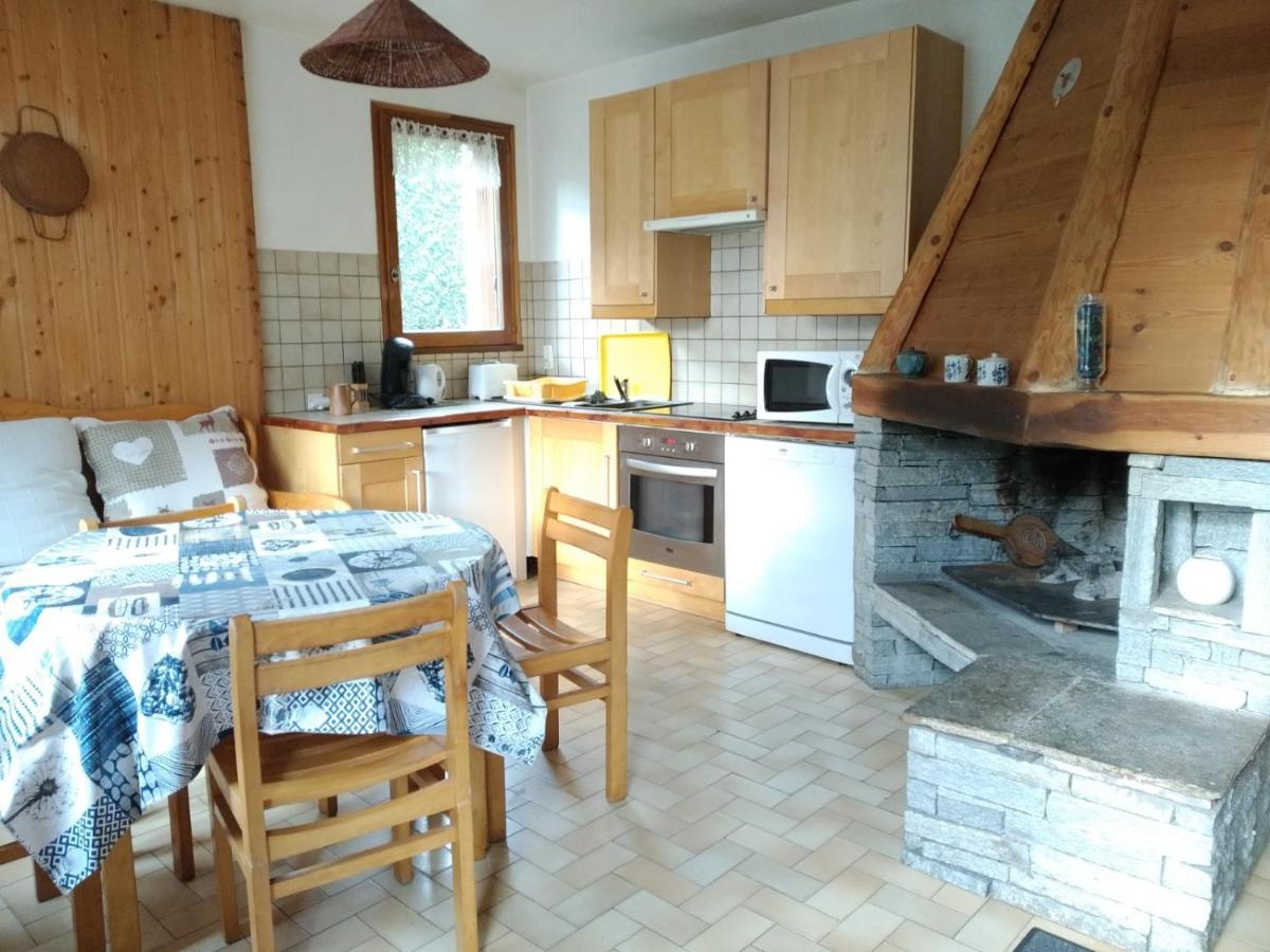 Chalet Avec Jardin Bourg-Saint-Maurice Bagian luar foto